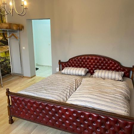 Michas Ferienwohnung Naehe Zentrum 科特布斯 外观 照片
